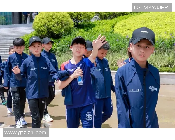 探索PM足球的魅力与发展潜力助力青少年成长与团队精神的培养